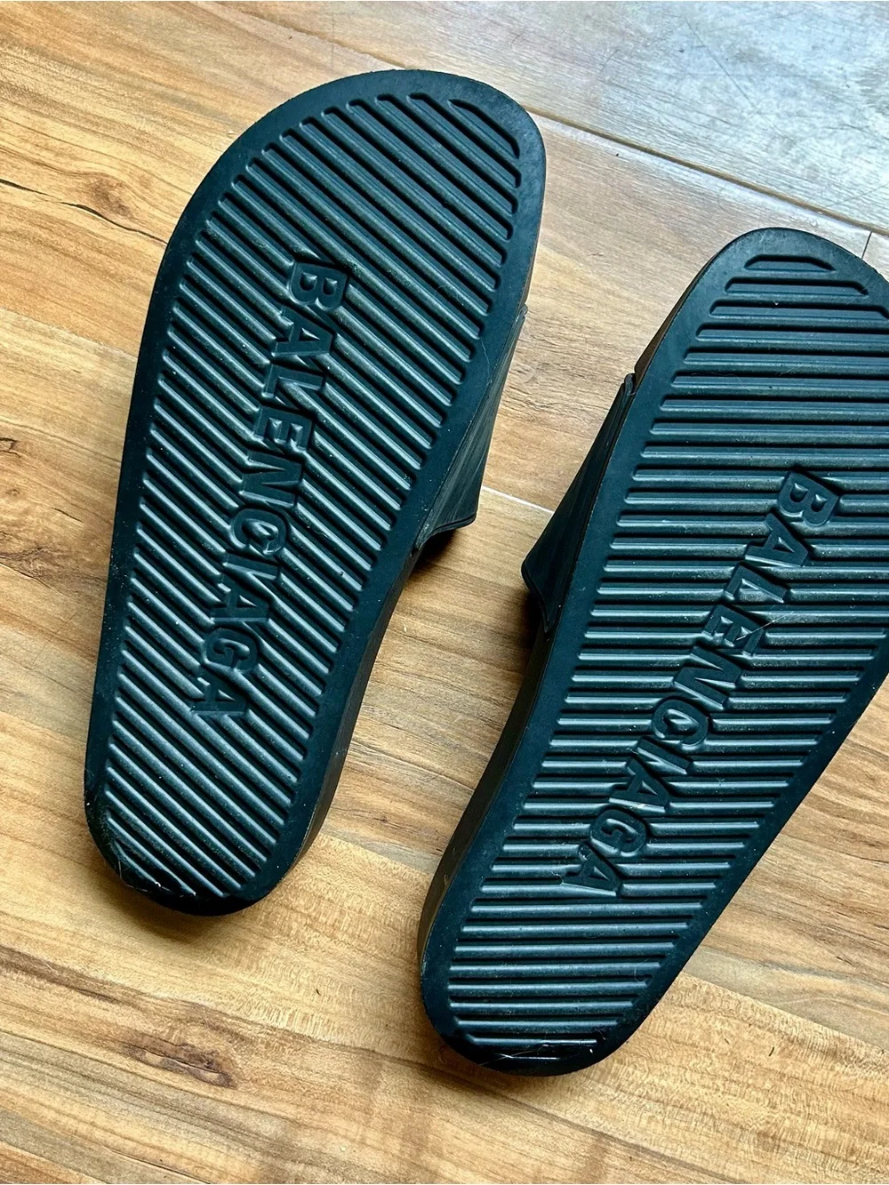 Balenciaga | Pool Slide Sandal